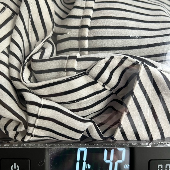 Women's Express Black White Stripe Portofino Stripe Original Fit Top Size SP - Picture 8 of 9